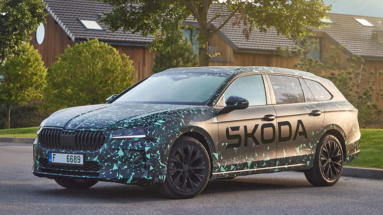 Рассекречены характеристики Skoda Superb 2024: длина почти 5 метров, 261 л.с. и полный привод